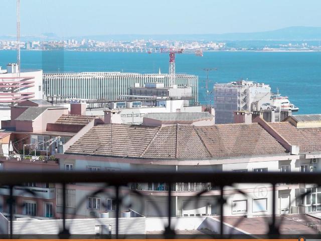 Apartamento alugar em Estrela, Lisboa