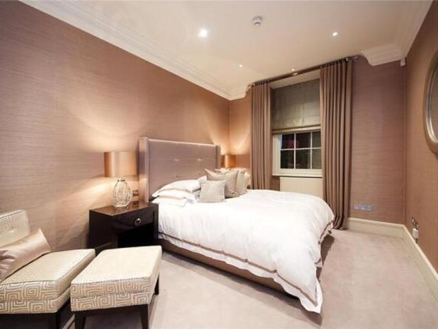 Apartment for rent in Mayfair, Greater London