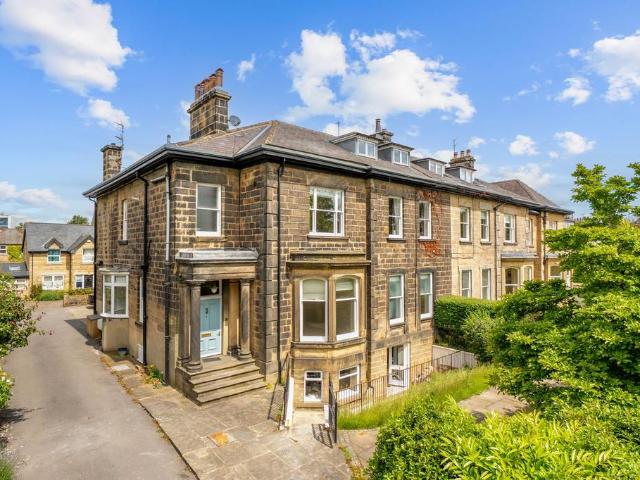 Flat for sale in High Harrogate, Harrogate
