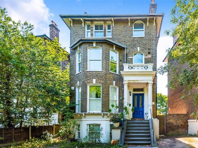 Flat for sale in Kidbrooke, Greater London
