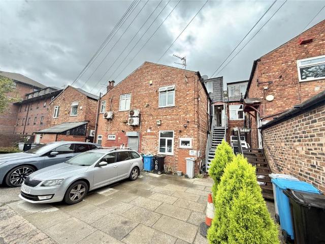 Flat for sale in Ashton upon Mersey, Trafford Park