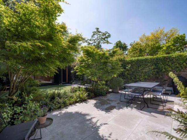 Apartment for sale in Chalk Farm, Primrose Hill