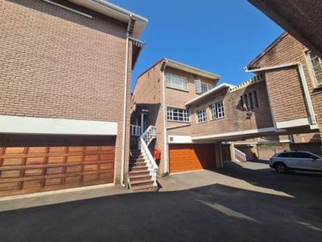 Townhouse for sale in Seaview, Kwazulu-natal
