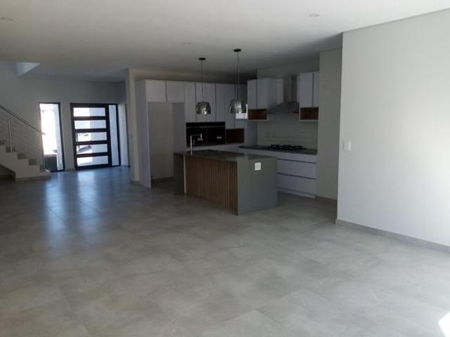 House for sale in Cape Town, Western Cape