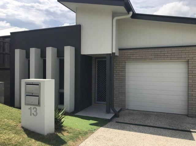 Duplex for rent in Augustine Heights, Greater Brisbane