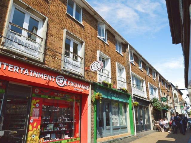 Flat for rent in St Albans, Five Acres