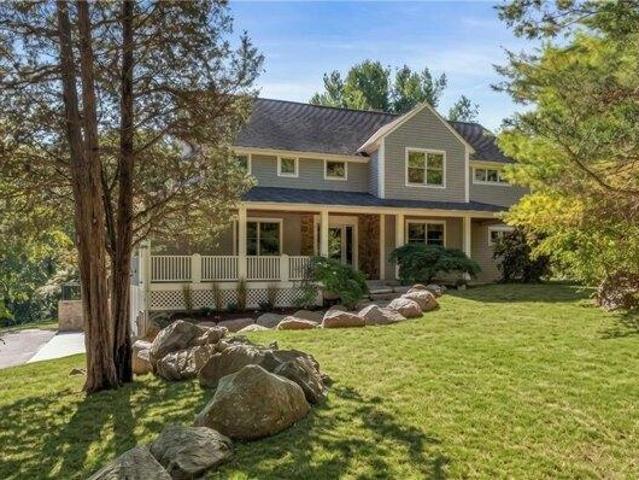 House for sale in Hamiltons Corner, East Greenwich
