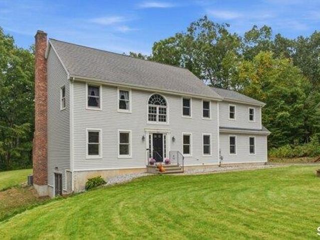 House for sale in Skinnerville, East Hampton