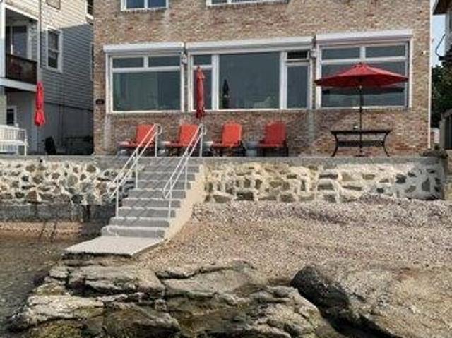 House for sale in Momauguin, East Haven