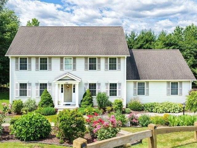 House for sale in Hampden, Massachusetts