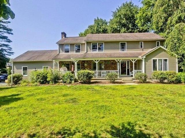 House for sale in Hampden, Massachusetts