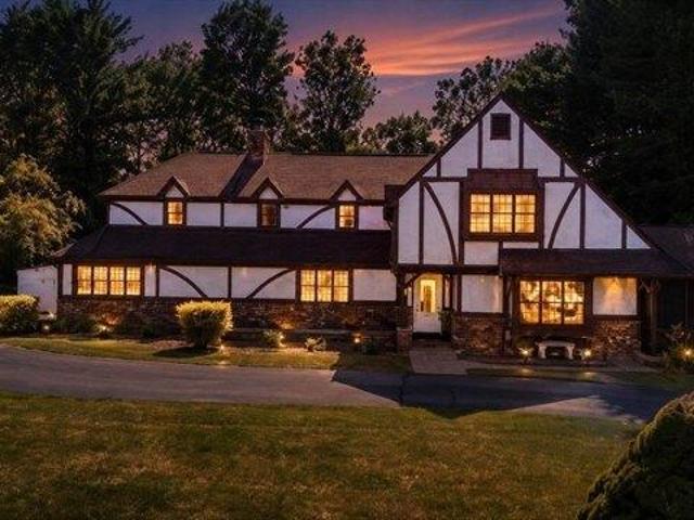 House for sale in Hampden, Massachusetts