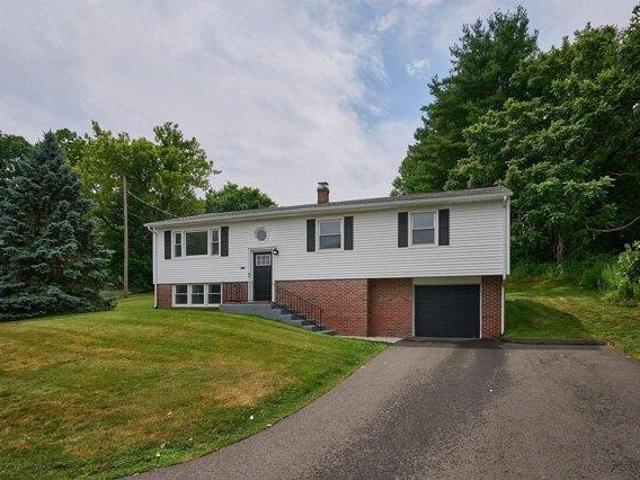 House for sale in Hampden, Massachusetts