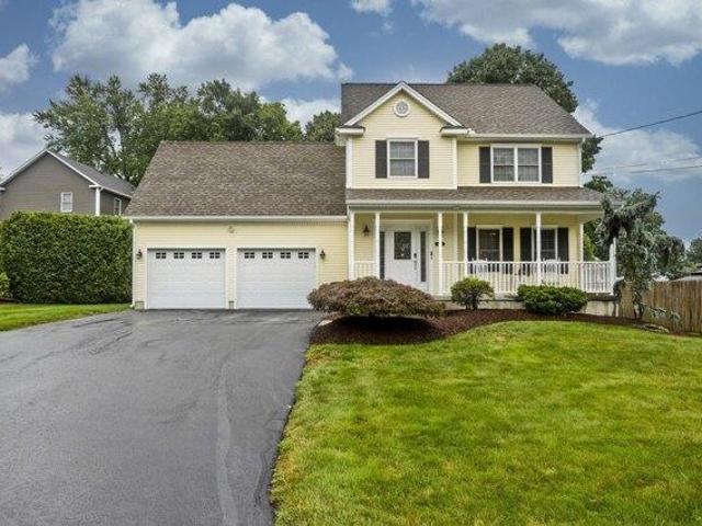 House for sale in Hampden, Massachusetts