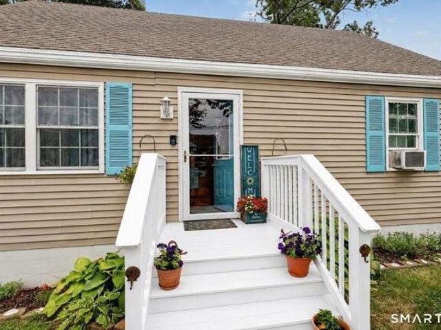House for sale in East Lyme, Connecticut