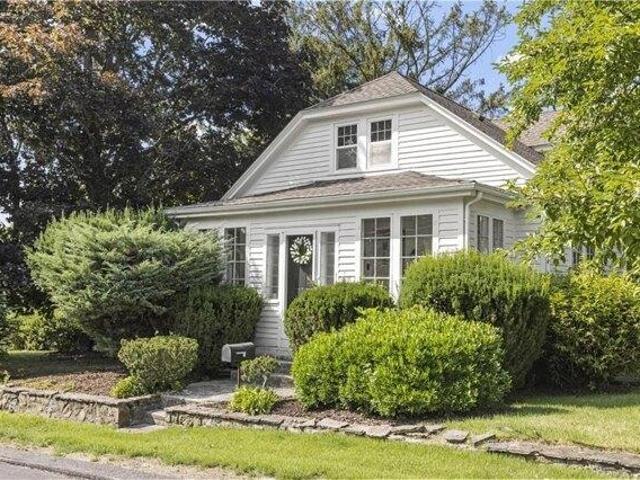 House for sale in East Providence, Providence County