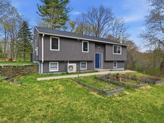 House for sale in Easthampton, Massachusetts