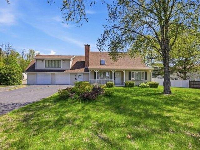 House for sale in Easthampton, Massachusetts