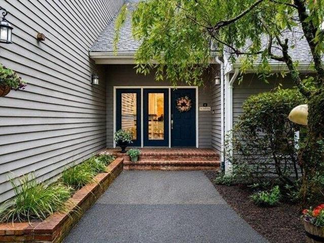 House for sale in Easton, Bristol County