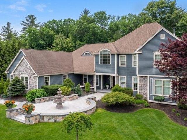 House for sale in Five Corners, Easton
