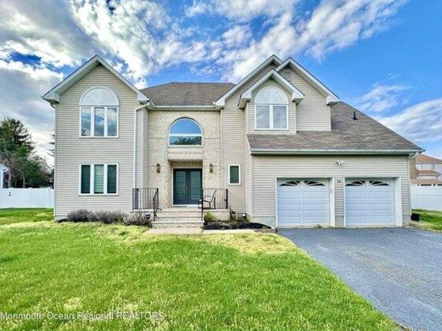 House for rent in Eatontown
