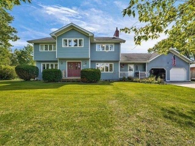 House for sale in Derby, New York