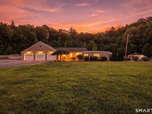 House for sale in Ellington, Connecticut