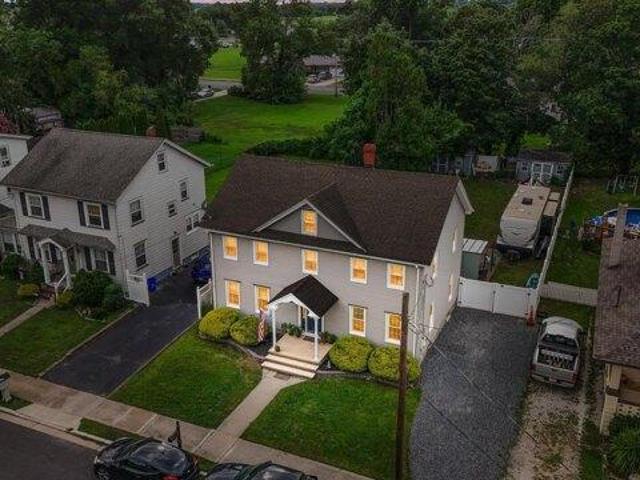 House for sale in Elmer, New Jersey