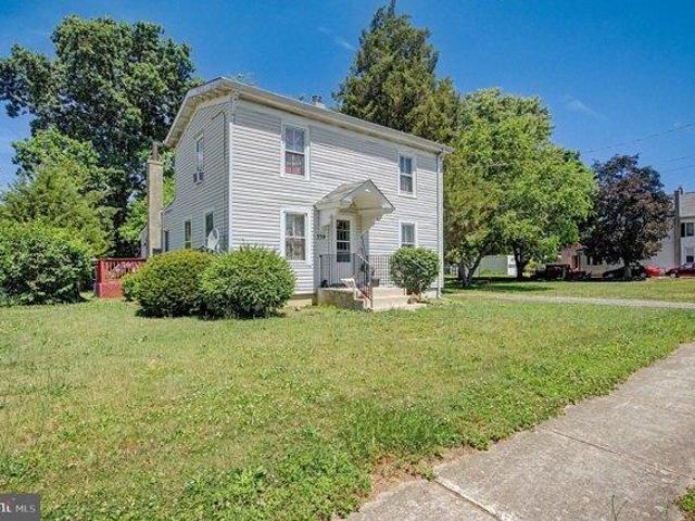 House for sale in Elmer, New Jersey