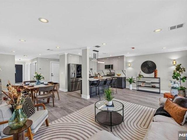 House for sale in Elmwood Park, Bergen County