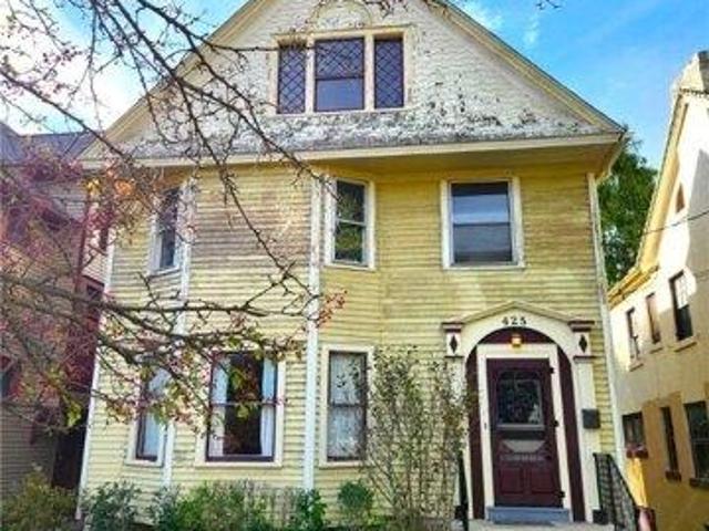 House for sale in Elyria, Ohio