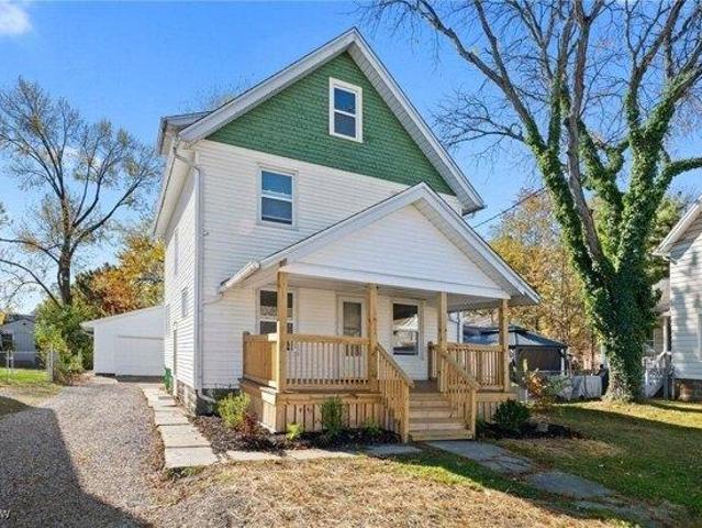House for sale in Elyria, Ohio