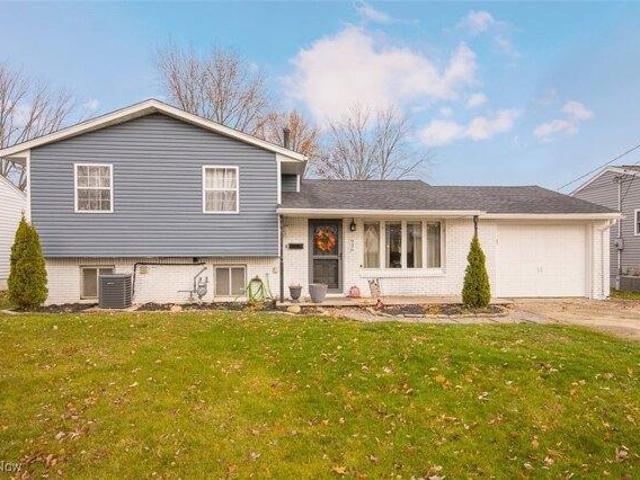 House for sale in Elyria, Ohio