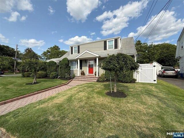 House for sale in Emerson