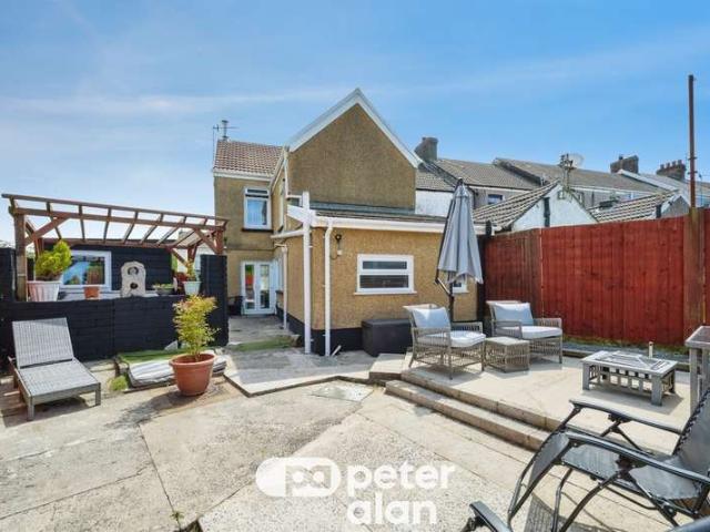 Cottage for sale in Coedffranc, Skewen