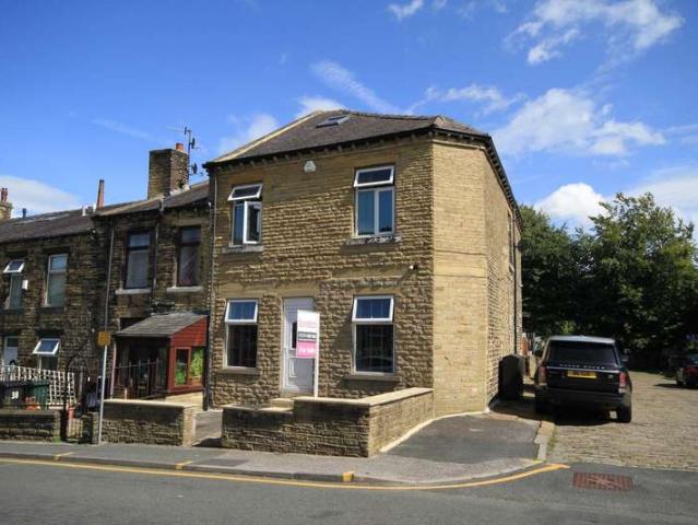 Cottage for sale in Cottingley, West Yorkshire