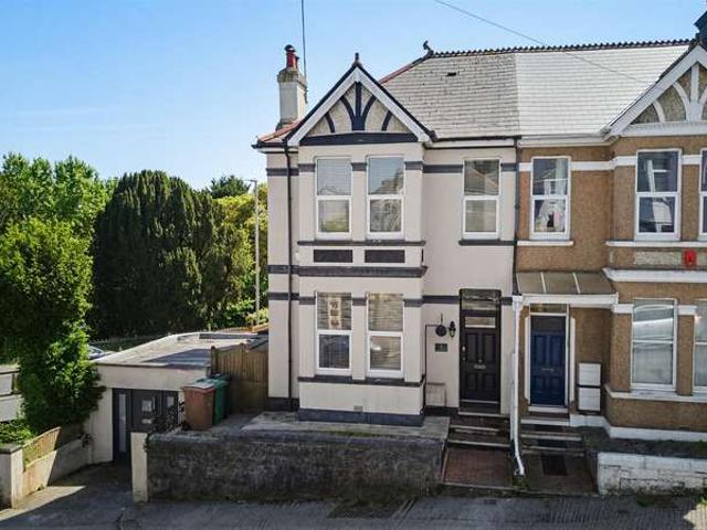 Cottage for sale in Mount Wise