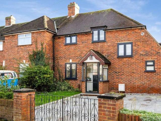 Cottage for sale in West Ewell, Ewell