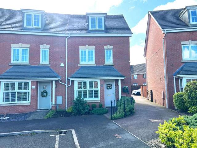 Cottage for sale in Coalville, Leicestershire