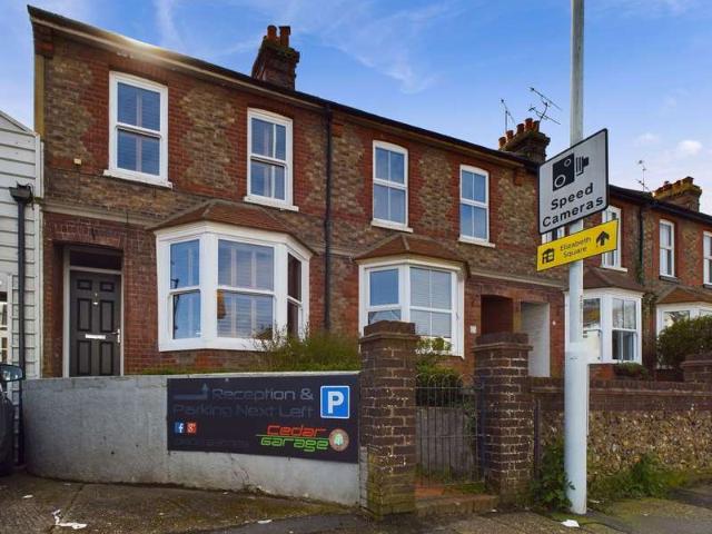 Cottage for sale in Worthing, West Sussex