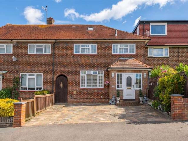 Cottage for sale in Red Hill, Surrey