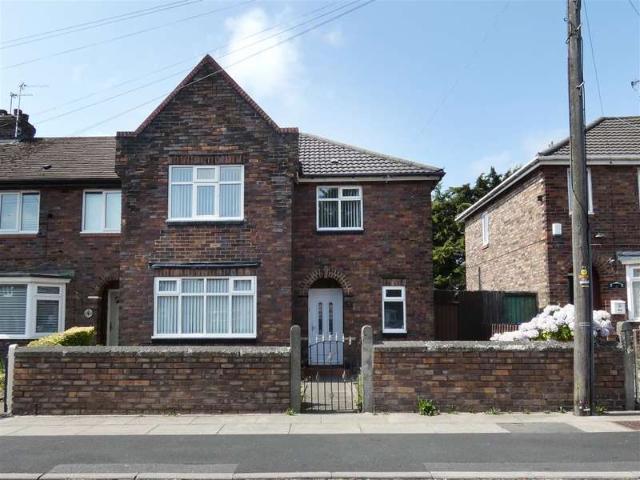 Cottage for sale in Huyton, Knowsley