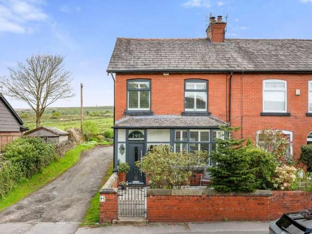 Cottage for sale in Entwistle, Edgworth