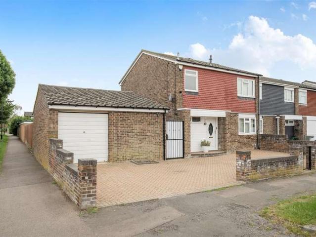 Cottage for sale in Bedford