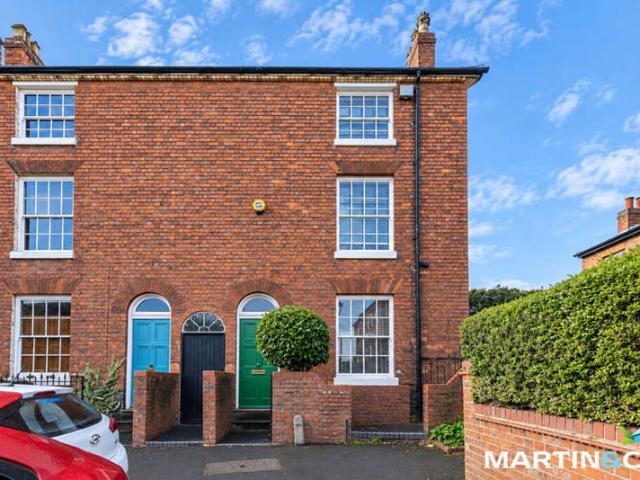 Cottage for sale in Attwood Green, Birmingham