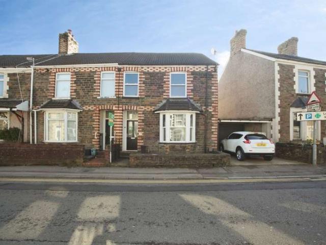Cottage for sale in St Martins, Caerphilly