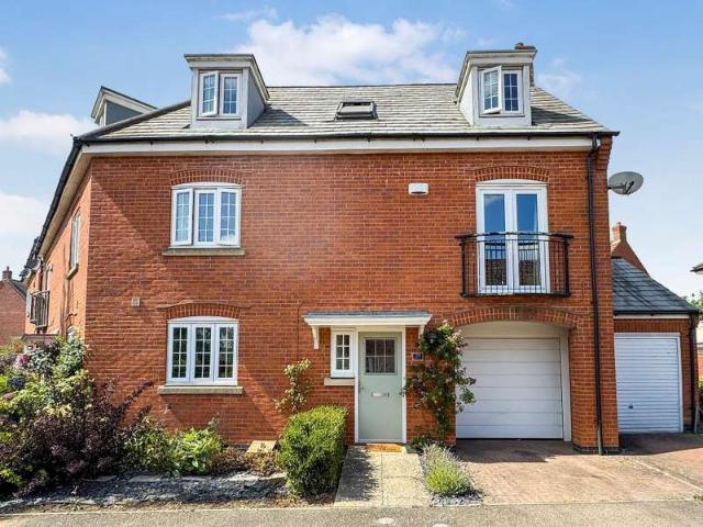 Cottage for sale in Desborough