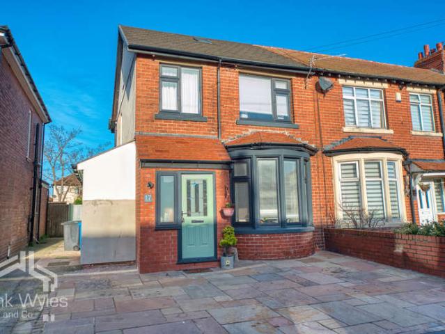 Cottage for sale in St Annes, Lytham