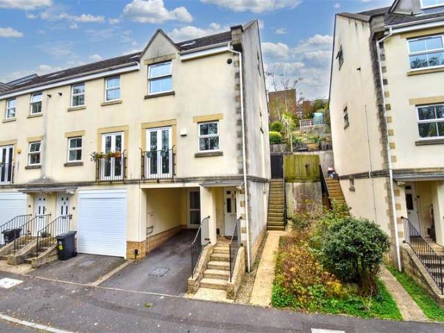 Cottage for sale in Feckenham, City Of Bristol