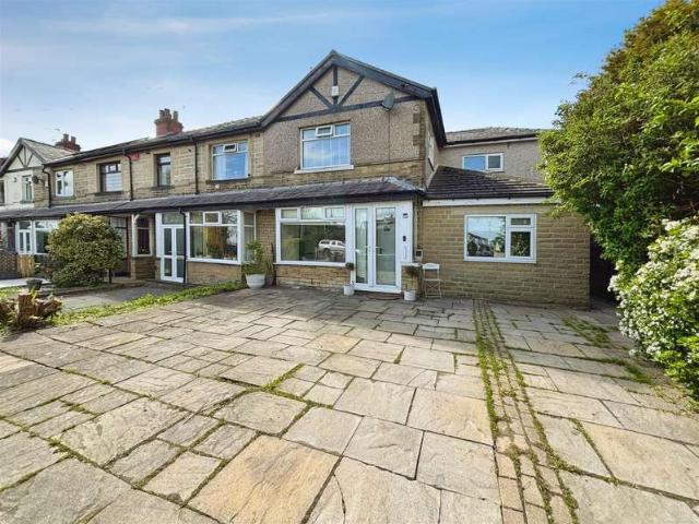 Cottage for sale in Wibsey, West Yorkshire